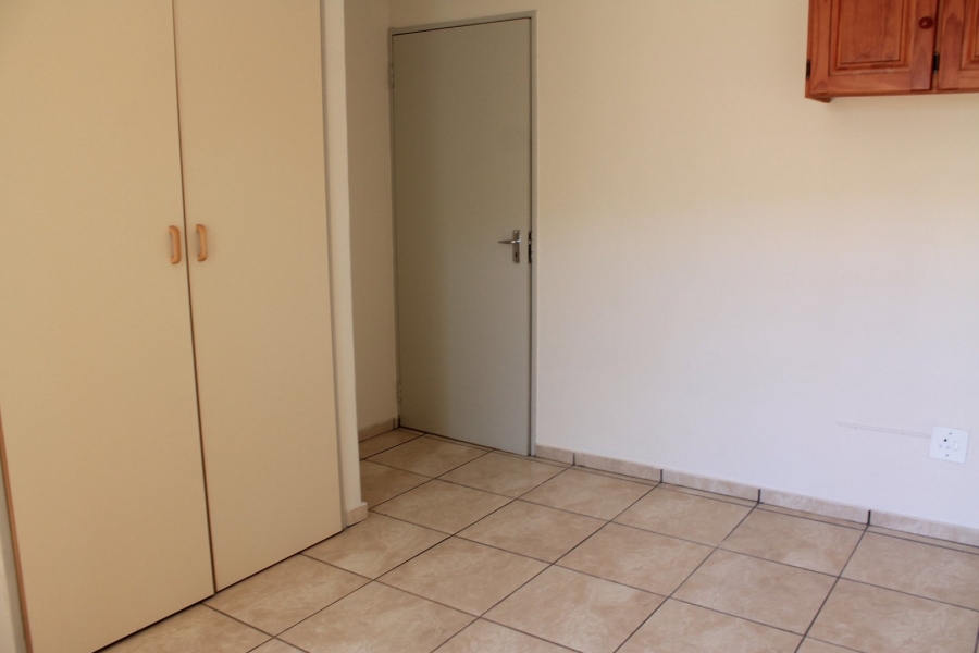 To Let 2 Bedroom Property for Rent in Die Bult North West